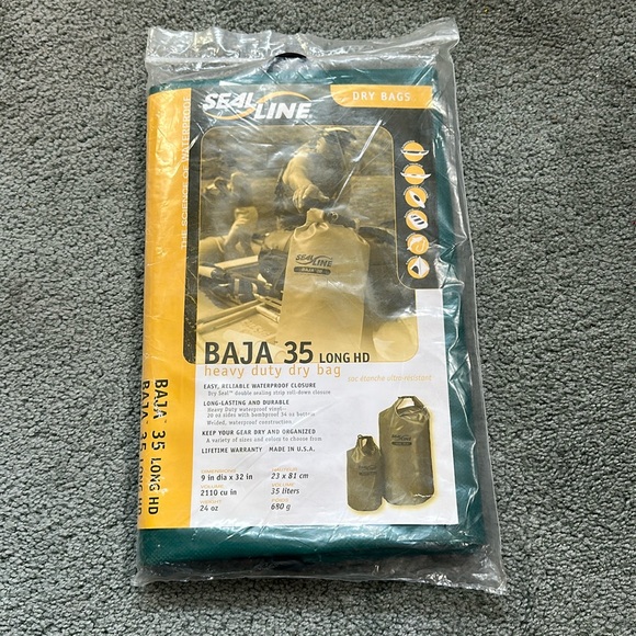 NWT SealLine Dry Bag Baja 35 Liter Long Heavy Duty for Rafting Boating - Picture 1 of 3